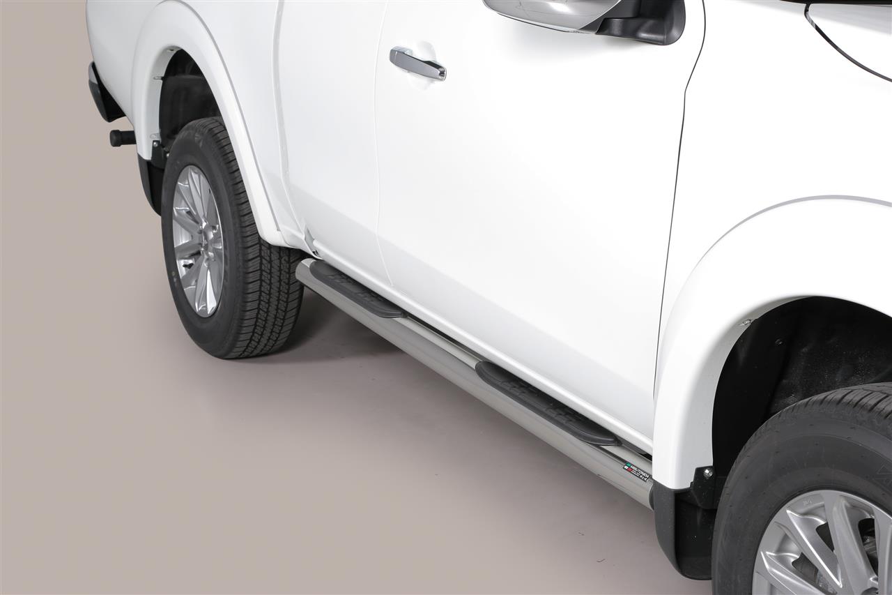 Pedane Laterali Termolaccate Nere Ø 76 Mitsubishi L200 Club Cab 2016+