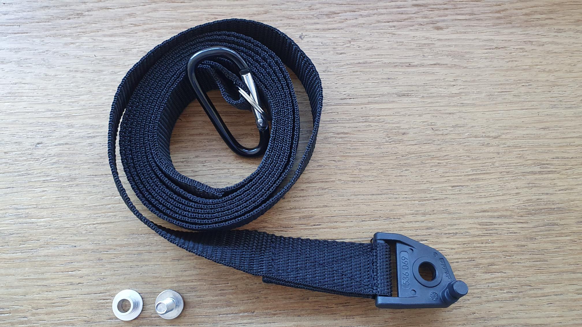 Cinghia & Attaccatura Di Chiusura Roll Top Copertura Montagna Top Da Realtruck