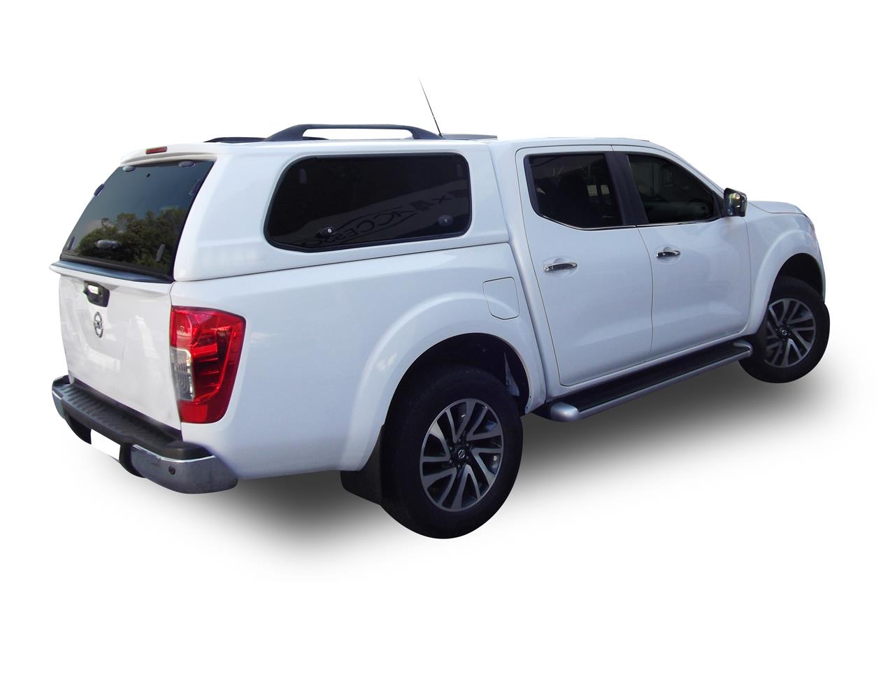 Hard Top S-Line Sv Nissan Np300 2016+ Doppia Cabina Vetri Laterali Apribili Ad Ala Giallo Eau