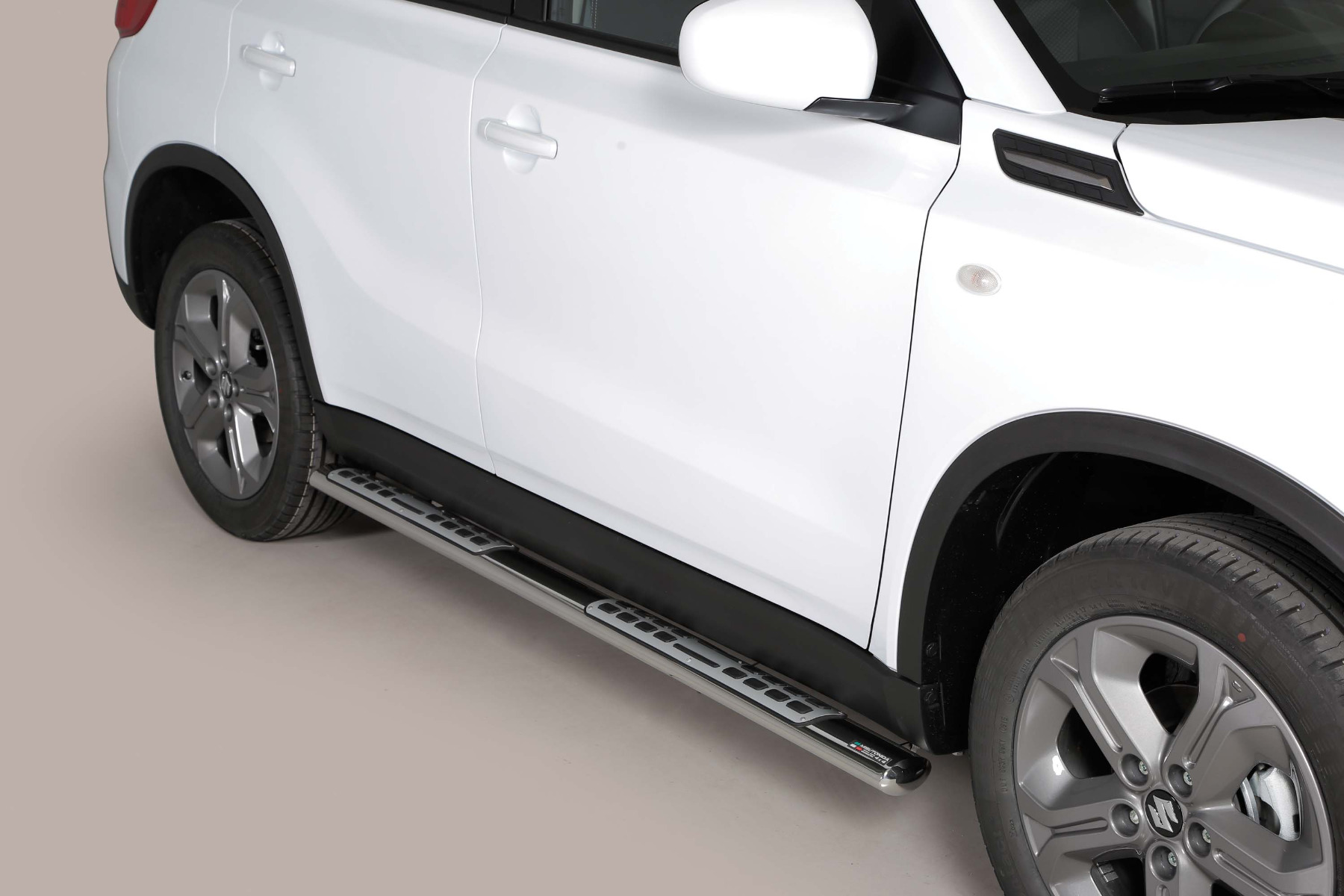 Pedane Laterali Ovali Inox Design Suzuki Vitara 2015+